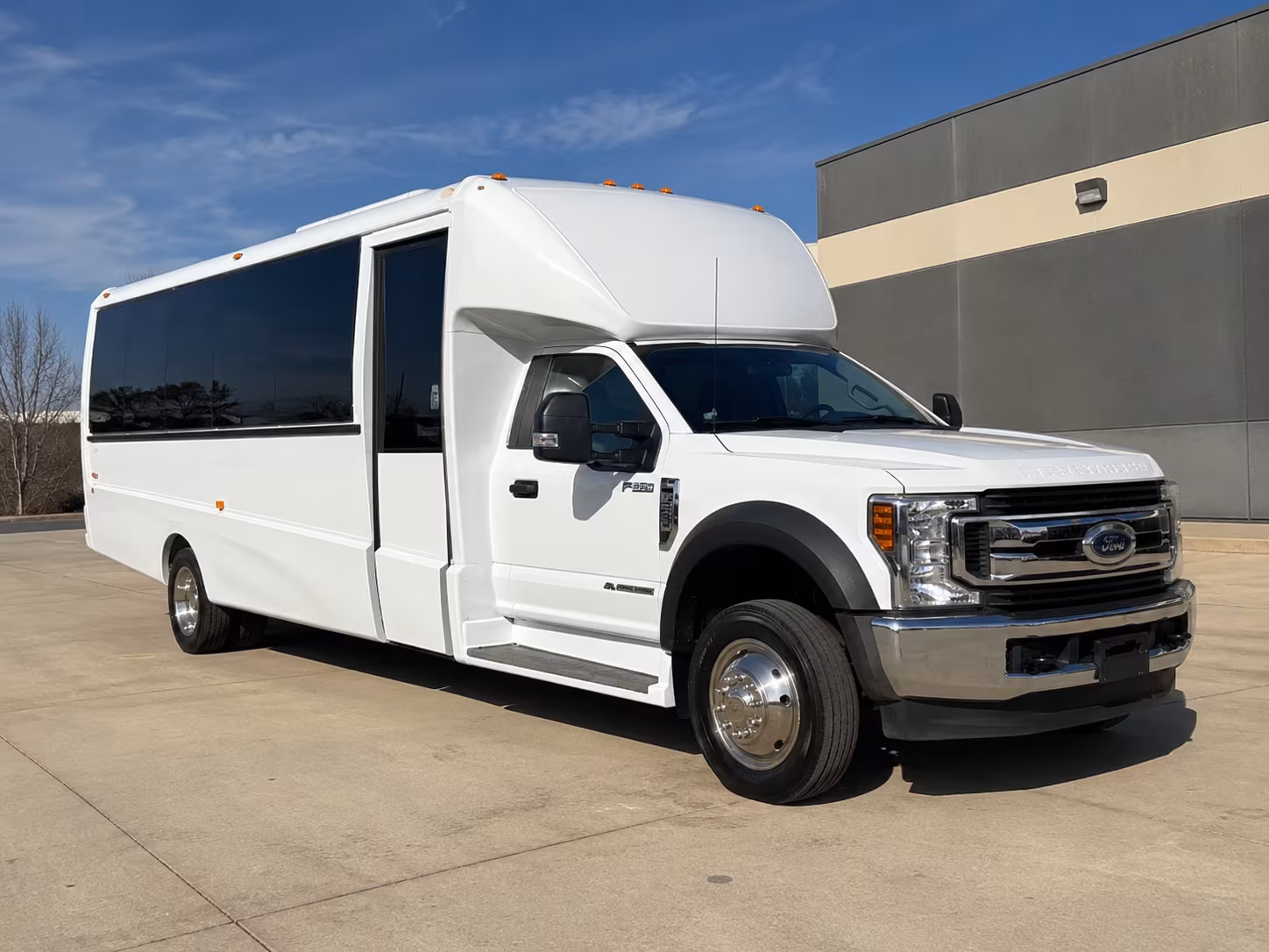 bus rentals for concerts and sporting events near san marcos