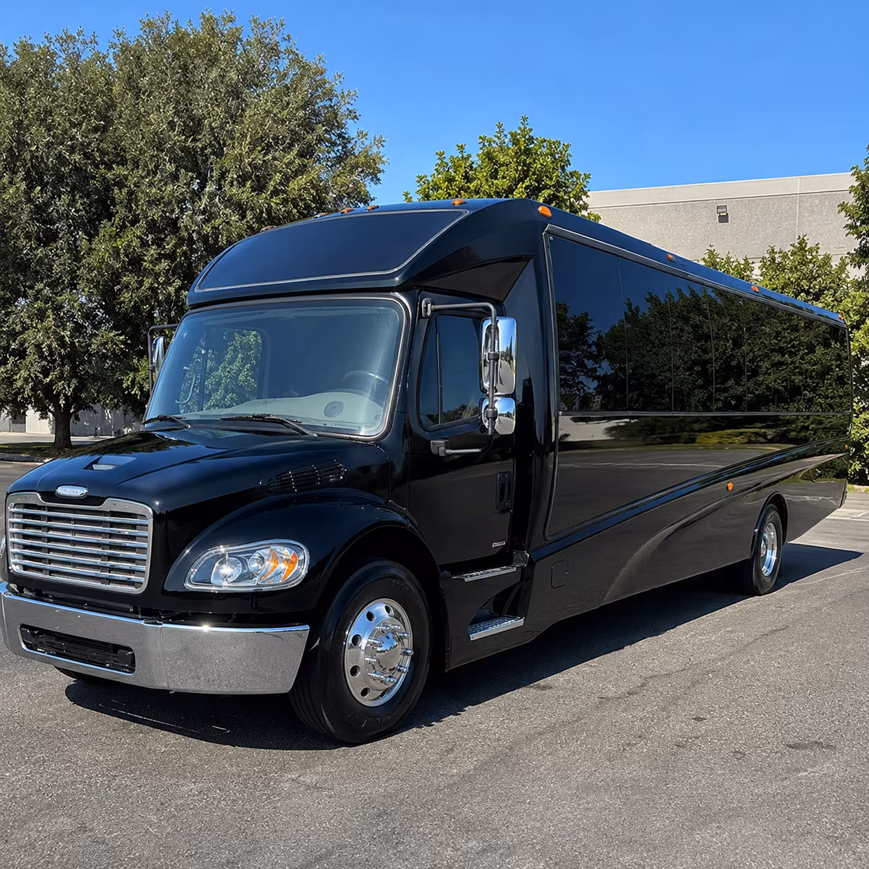 san marcos 20 passenger minibus