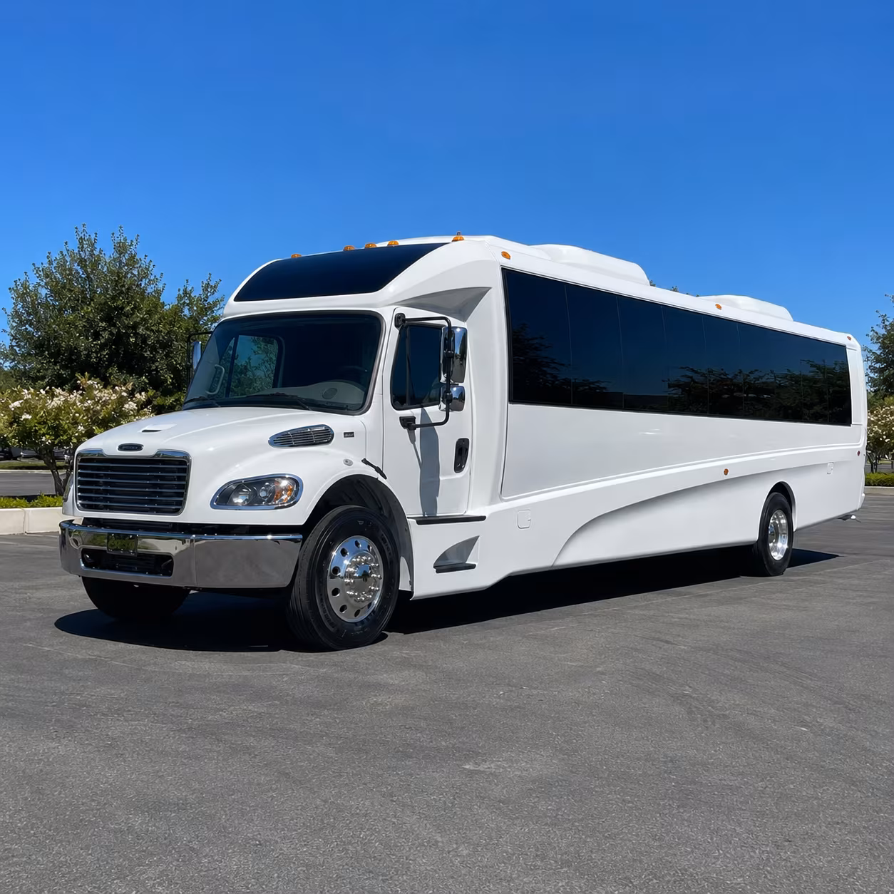 san marcos 30 passenger minibus