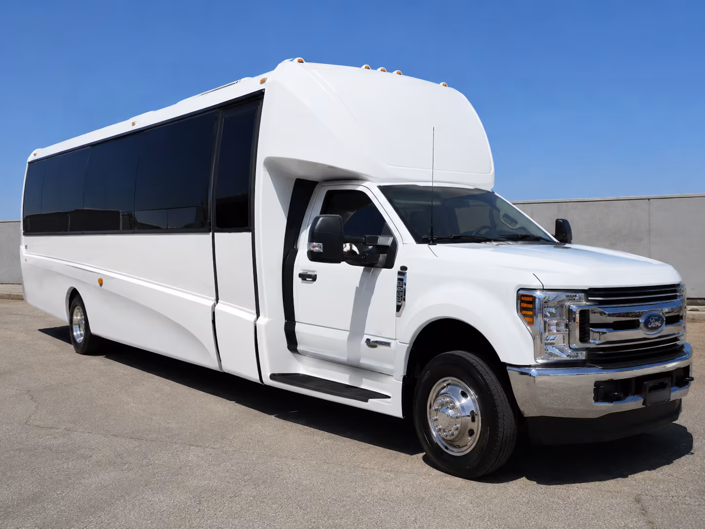 wedding buses and shuttle services in san marcos